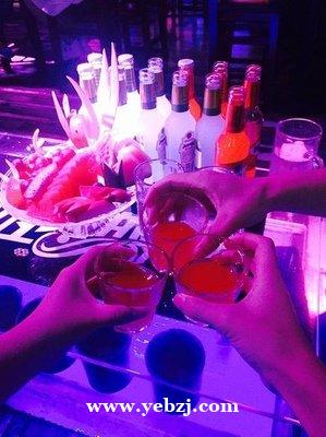 酒吧上班族熬夜作息表