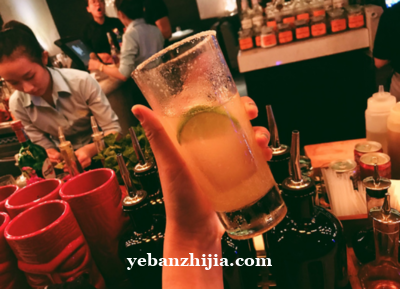 关系再好，这3种忙也不要帮（超现实）
