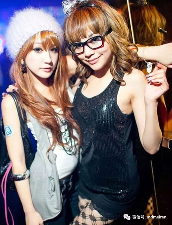 上海taxx酒吧消费_上海LIGHT酒吧上海MUSE酒吧上海LAVA酒吧上海K歌之王上海MOOK酒吧