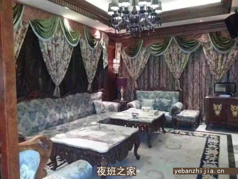 湖北咸宁酒吧招聘，白金汉宫生意火爆，起步