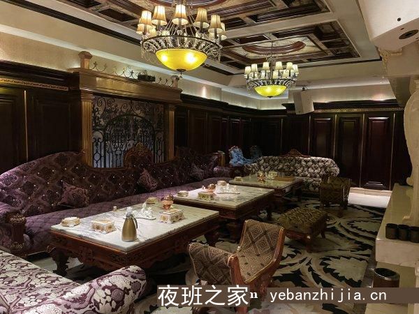 咸宁赤壁酒吧招聘，来白金汉宫，享受挣的快乐