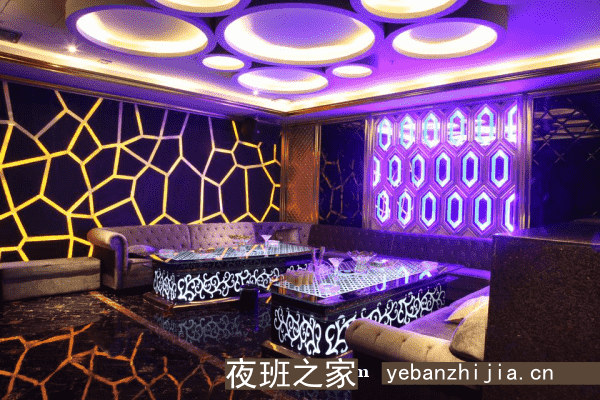 南昌环球嘉年华KTV消费价格如何/环球嘉年华KTV包厢预约