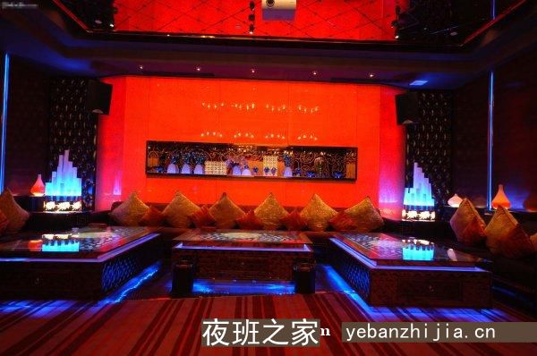 乌兰察布娱乐夜场招聘信息_包住报销路费_包住宿