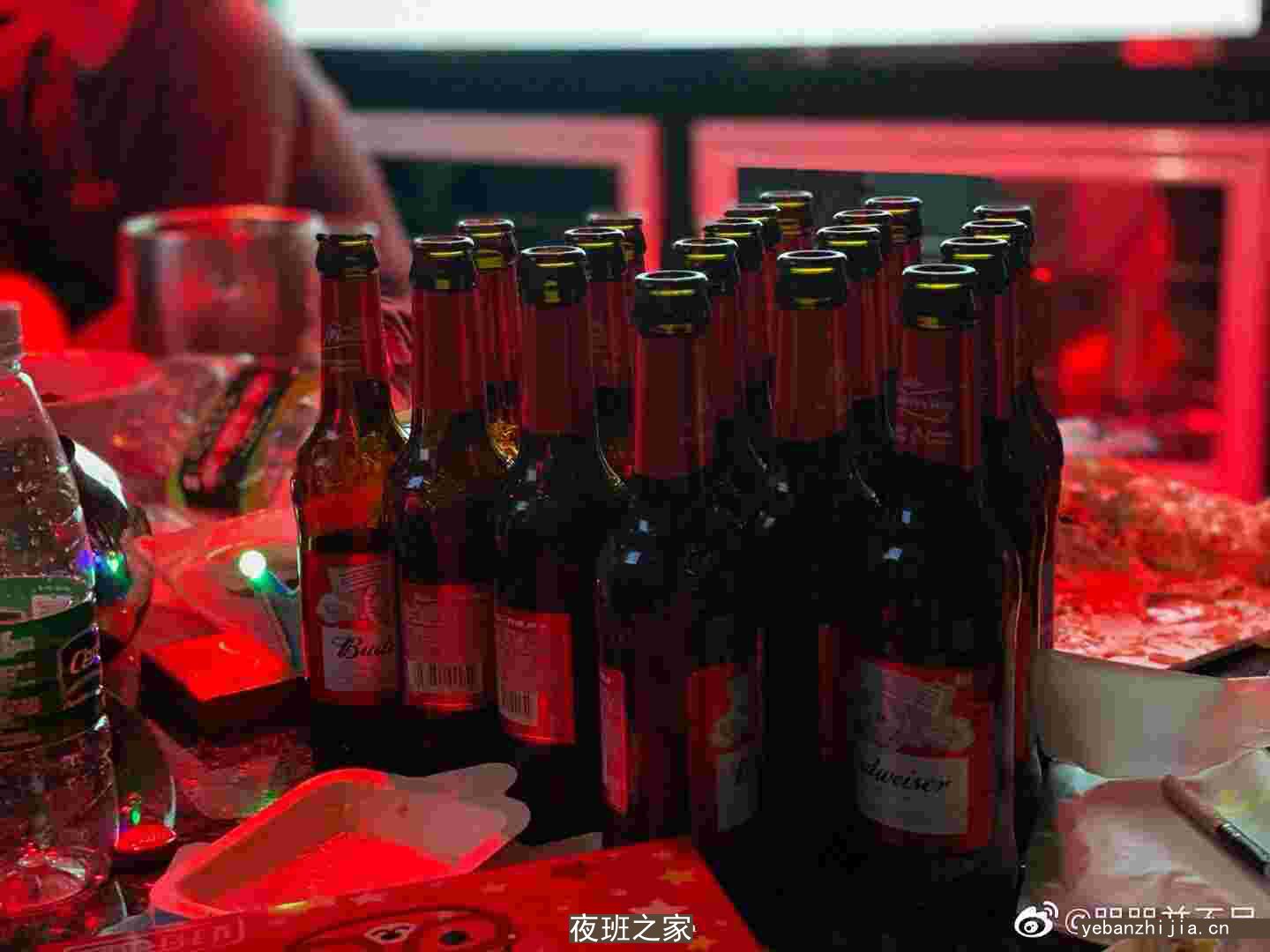 海东场所招聘礼仪迎宾十年队班亲招不收费明哲更靠铺
