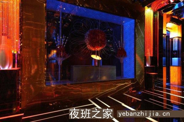 克拉玛依场所招聘服务员_日入10/_生意更好的场所