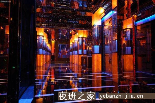 巴音郭楞娱乐夜场招聘员工_工作轻松_包路费