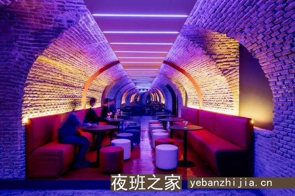 东方生意好的酒吧招聘歌手_上班时间短_压力更小的场所