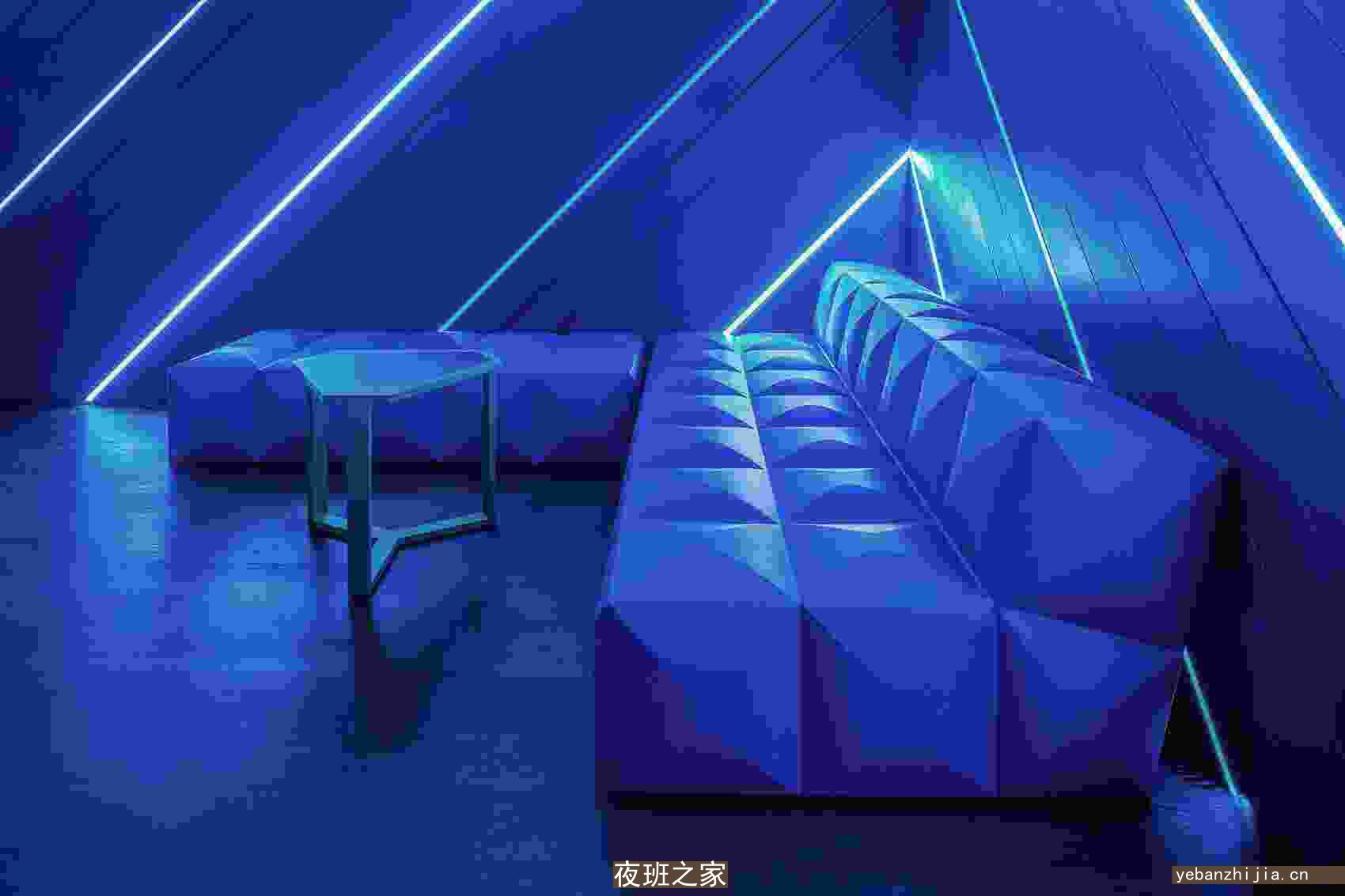 湘西豪华酒吧招聘歌手~过节日生意就爆满~店内直聘