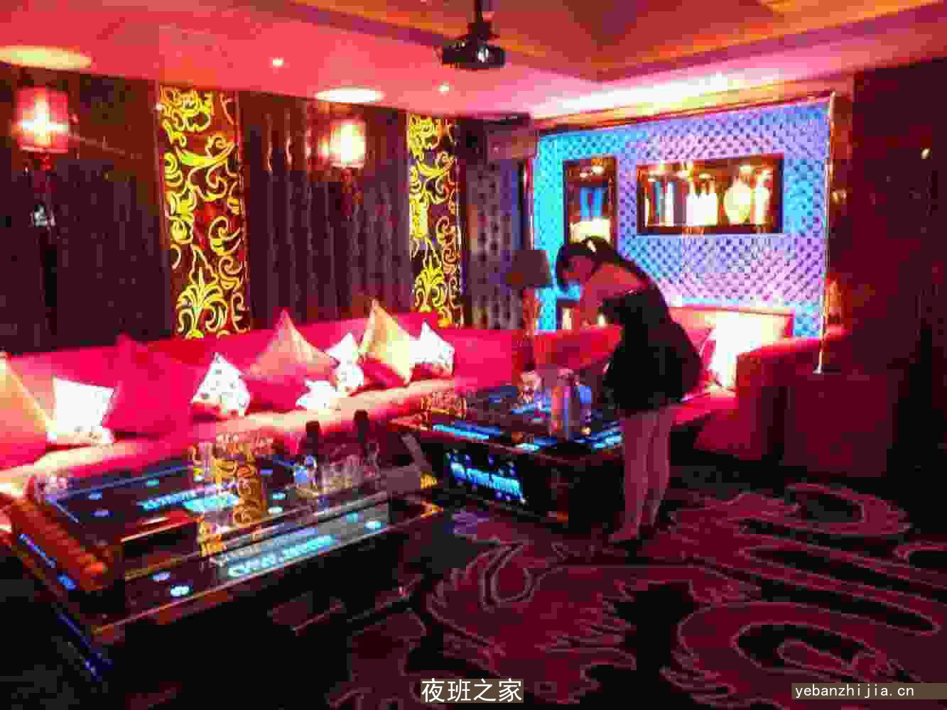 牡丹江正规酒吧招聘服务员，生意很好的场所/包厢不够