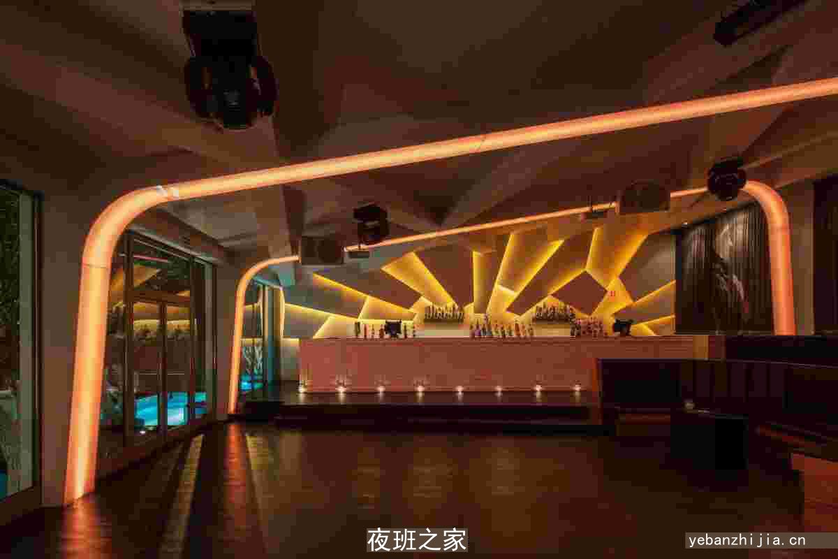 忻州酒吧招聘歌手10_客人喝酒比较差_客人都在等包厢