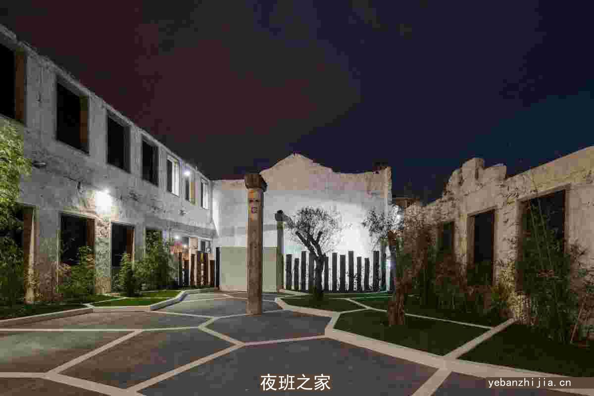 赤峰出名的酒吧招聘服务员_日收入12_上班没有压力