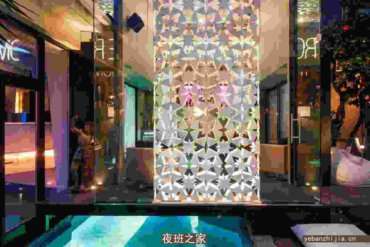 甘孜靠谱酒吧招聘女服务员，高薪1o，急招服务员