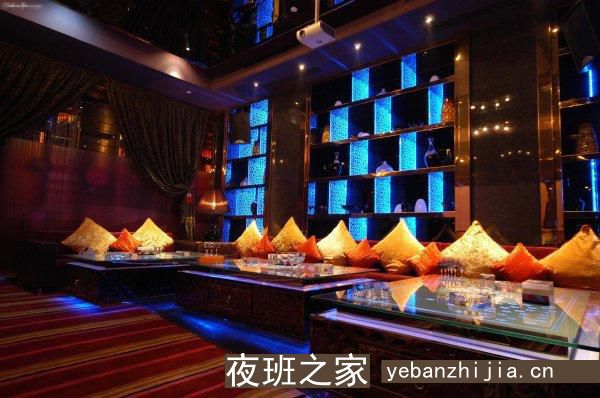 琼海豪华酒吧招聘-日收入1O-旺季来临