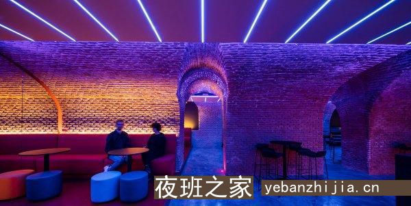 五指山好上班的酒吧招聘员工，直招1O服务员，上下班