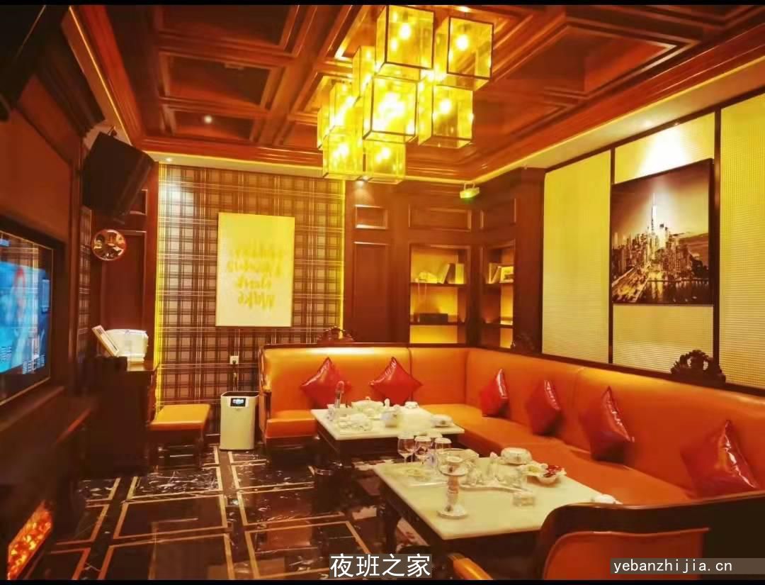 无锡梁溪区花样年华小酒吧多少，酒水包厢价格。
