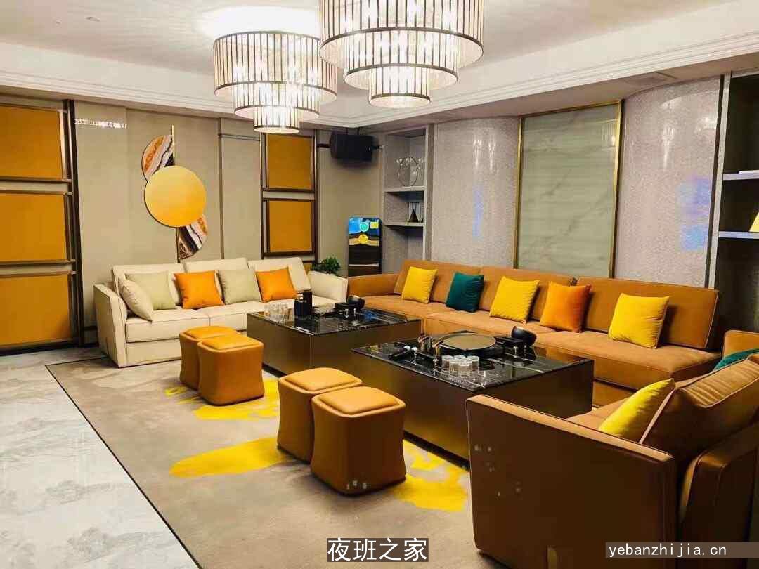 泰州哪家小酒吧更高本人只认准这家宝马会休闲酒吧