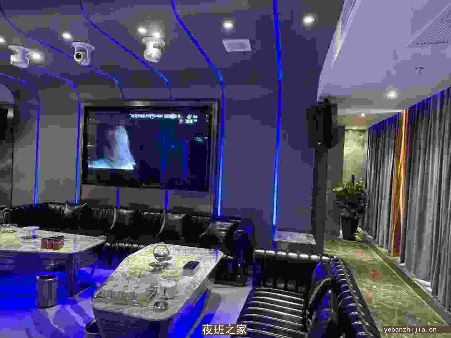 无锡外滩19号娱乐酒吧公主怎么样，包厢酒水消费价格表。