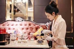 大理夜总会店内直招服务员一千二起每天努力奋斗，梦想对你招手