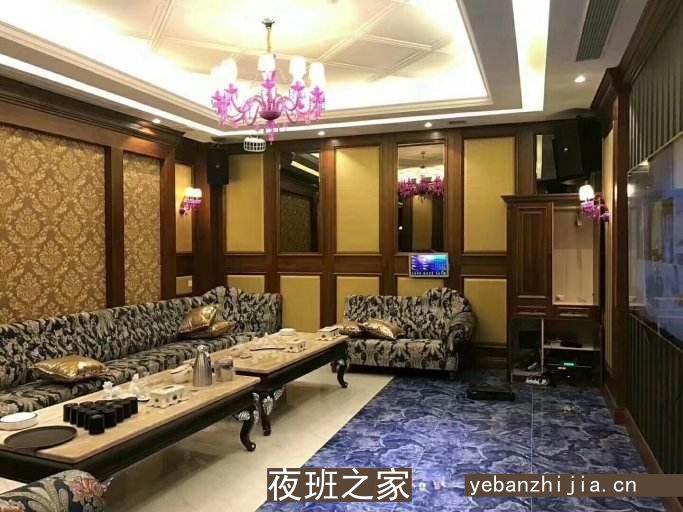 【68间包厢每天爆满】招聘女服务员起步