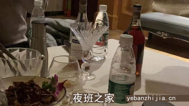 上海宝山区真华路红辉公馆ktv招聘薪资待遇好生意稳定保证上班