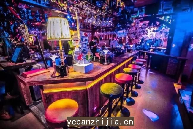 大连场所招聘服务员待遇好（保证）店内直聘